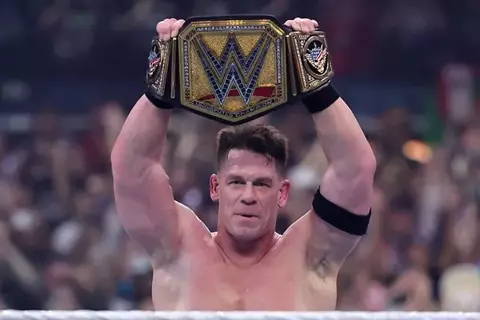 الأكثر تتويجًا.. جون سينا يفوز بلقب بطولة العالم للمصارعة في عرض راسلمينيا 41 (فيديو)